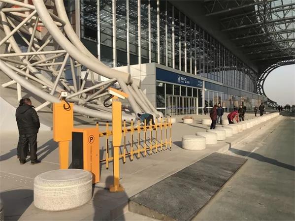 �Ͳ�������վ��Ŀ